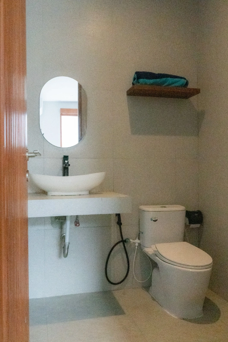 New 3 Bedroom Villa in Ungasan Uluwatu with Ocean and GWK View, 3-bed villa for rent in Uluwatu – photo 10 of 15