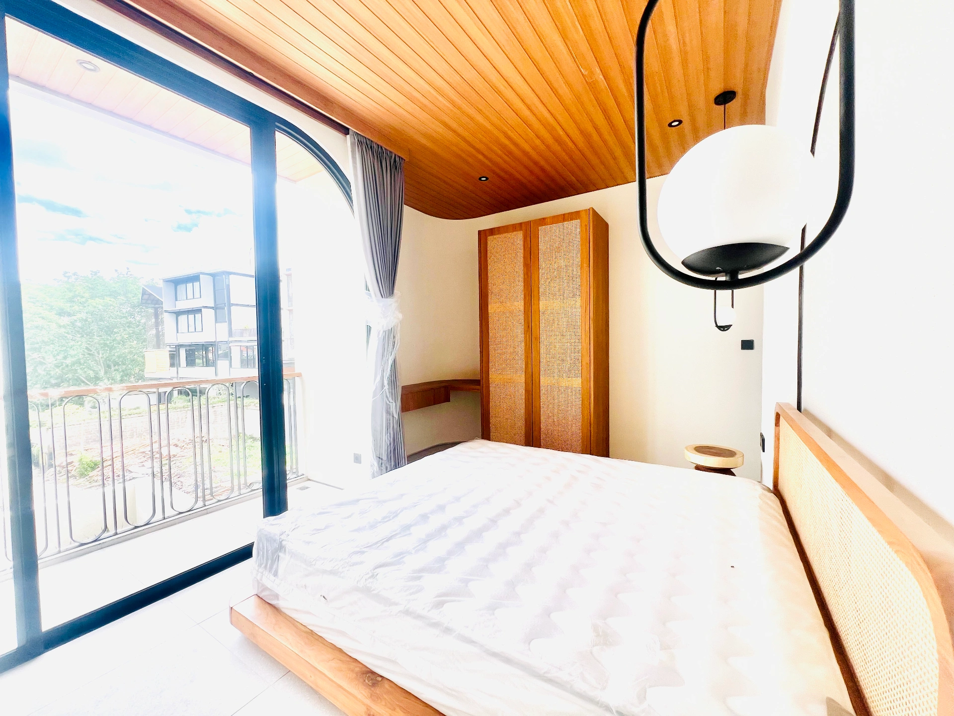 Brand New 2 Bedrooms Villa 2 Minutes Away to Cemagi Beach, 1-bed villa for rent in Seseh – photo 6 of 15