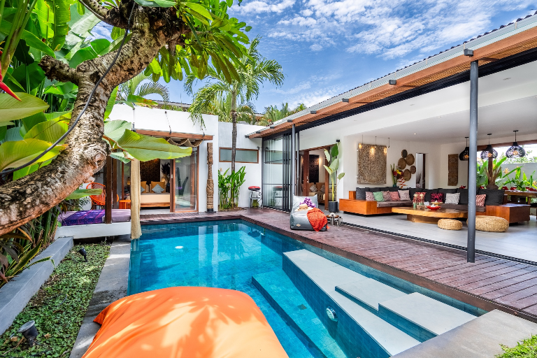 Design • Peaceful Zen • 5' Bike @Beach •BBQ• Seminyak-Canggu, 3-bed villa for rent in Seminyak – photo 10 of 15