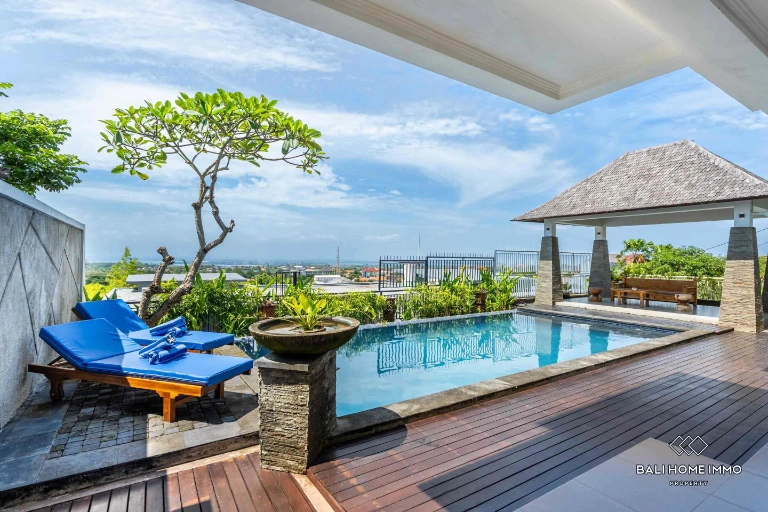 Newly Renovated Ocean View 4 Bedrooms Villa for Rent & Sale in Ungasan, 4-bed villa for rent in Uluwatu – photo 2 of 15