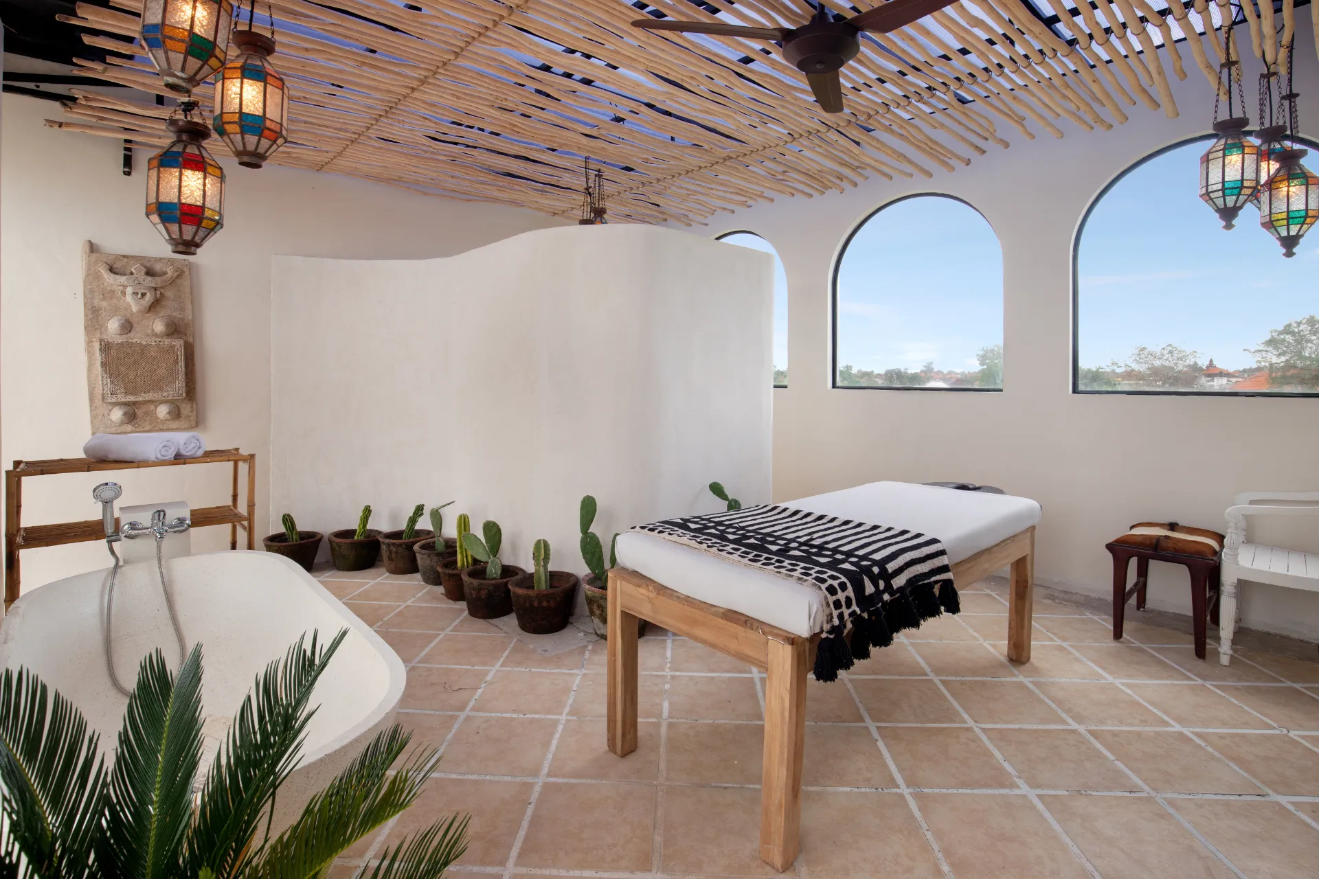 5 Bedroom Canggu Villa w/ private chef - sleeps 16. Experience Ultimate Luxury, 5-bed villa for rent in Canggu – photo 11 of 15