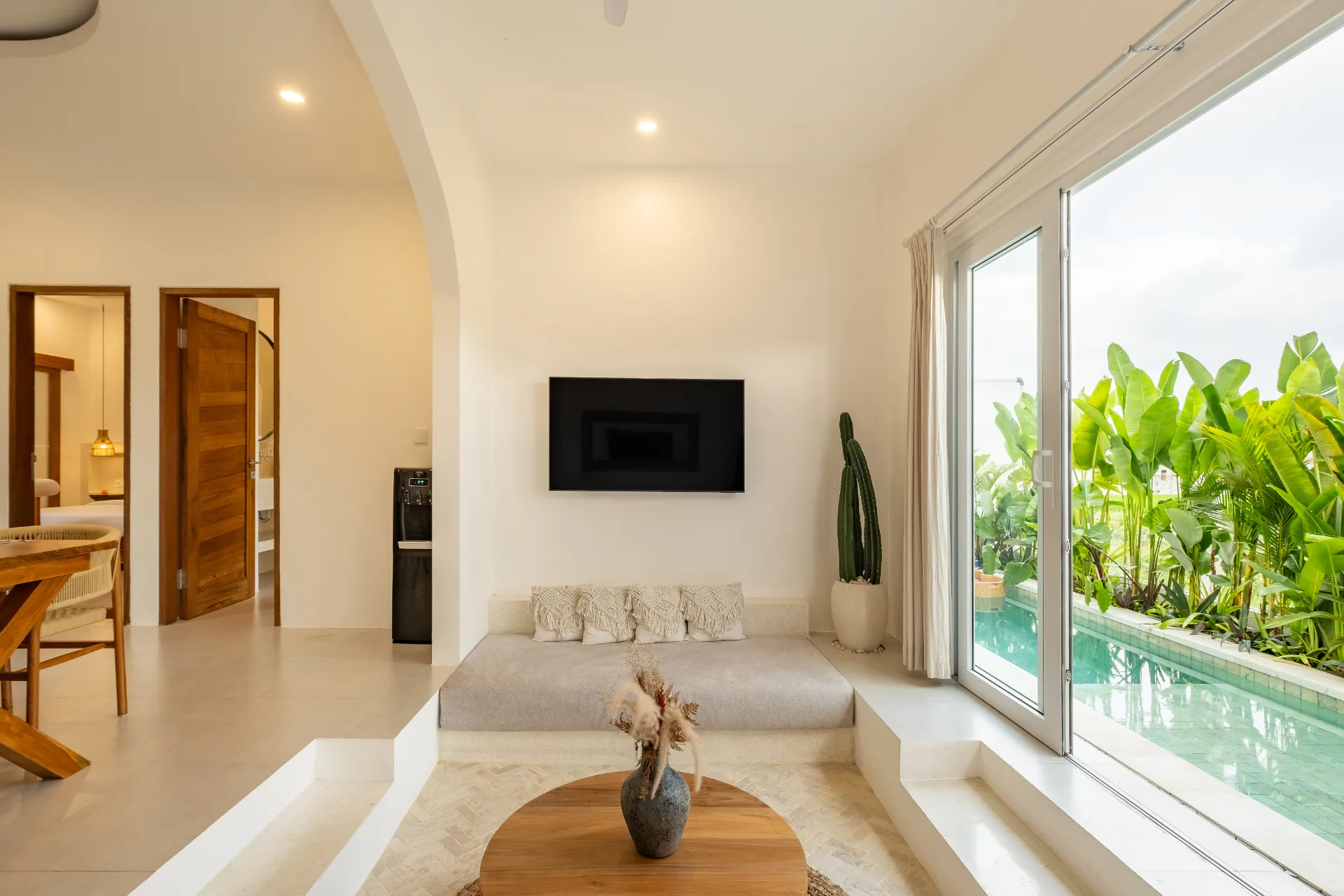Villa Merlin - Peaceful 2BR Villa Steps from Omni Social Wellness Club, 2-bed villa for rent in Pererenan – photo 13 of 15