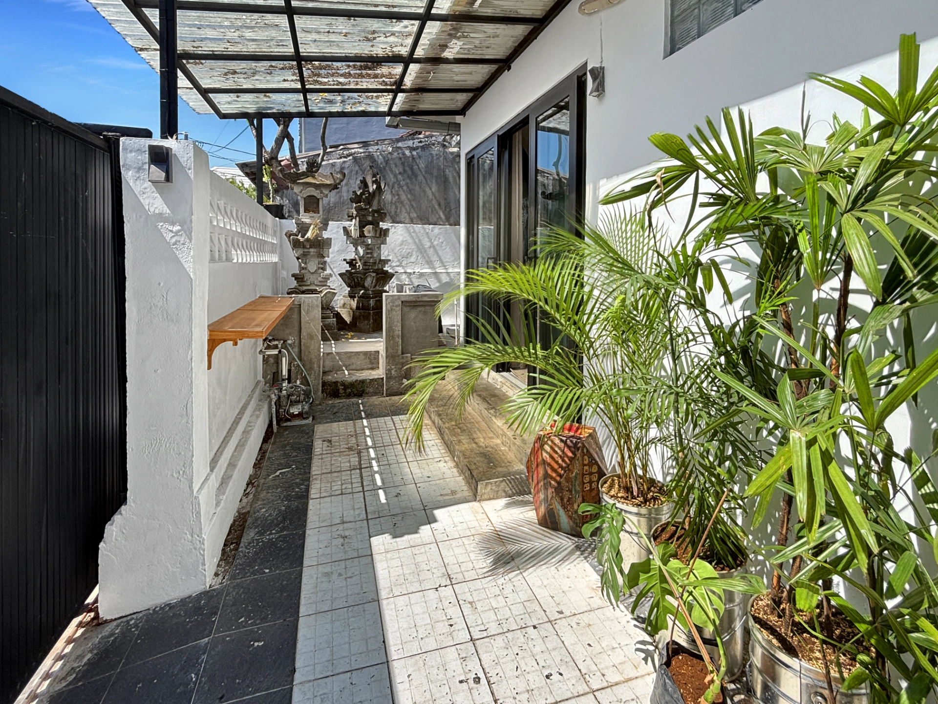 Character-filled Home in the Heart of Berawa, Canggu, 1-bed villa for rent in Canggu – photo 3 of 12