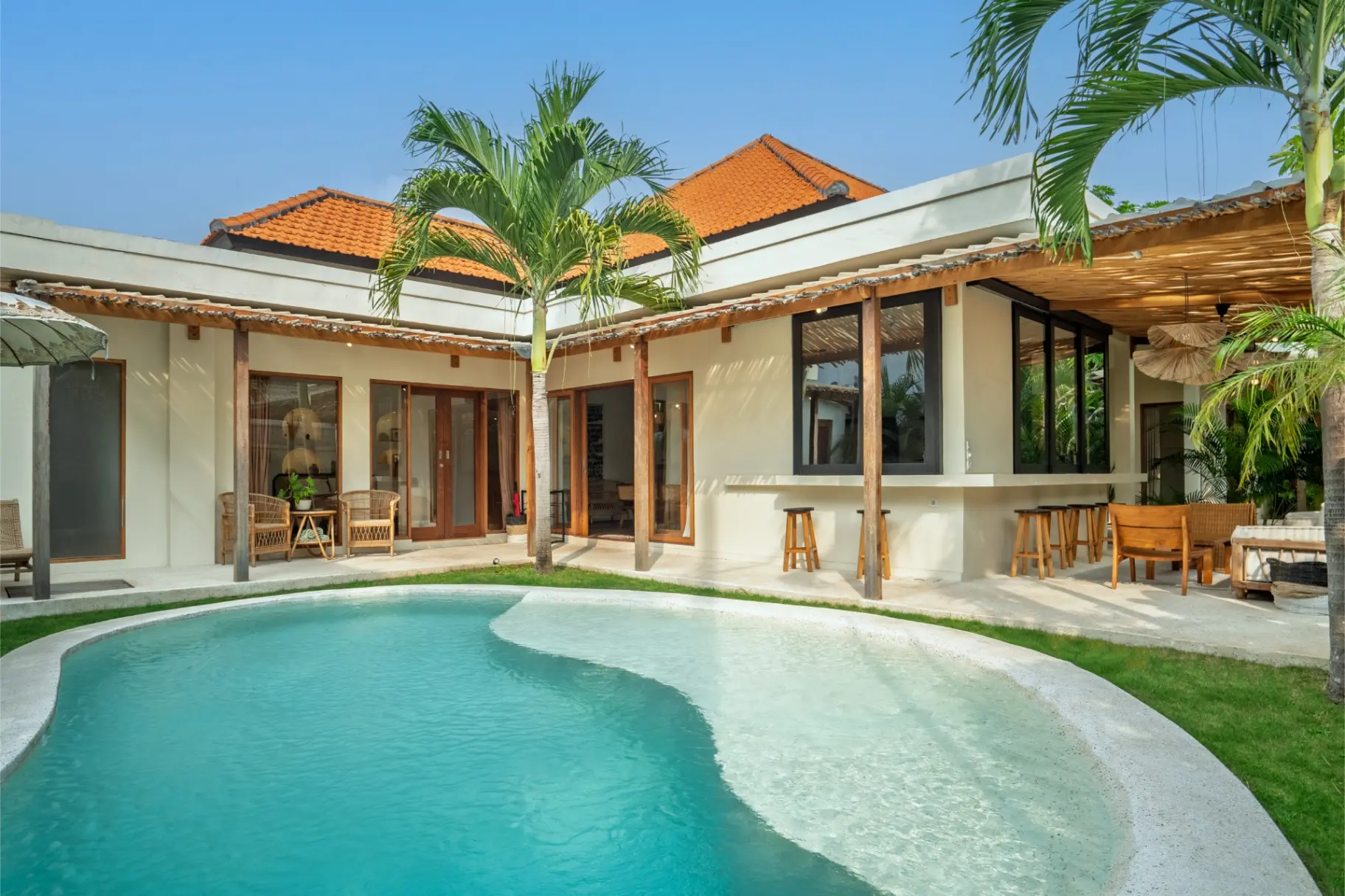 Victoria - 3BR Luxury Villa | Private Pool Near Desa Kitsuné, 3-bed villa for rent in Canggu – photo 8 of 15