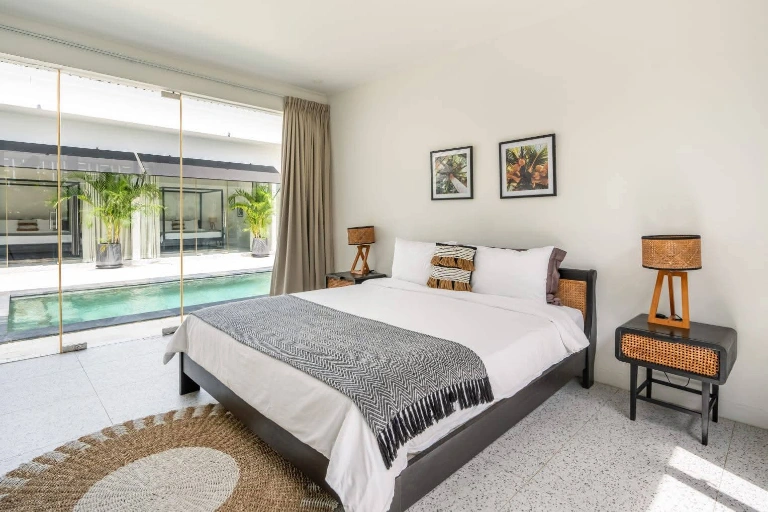 Monthly - Batu Bolong, Canggu 3 Bedroom Villa in Canggu, 3-bed villa for rent in Canggu – photo 13 of 15