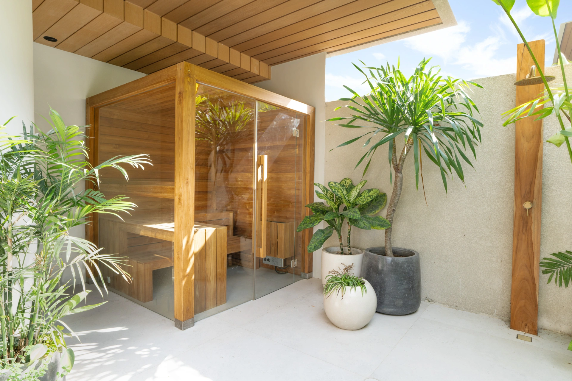 Luxury 4 Bedroom Villa in Canggu Pererenan, 4-bed villa for rent in Pererenan – photo 9 of 15