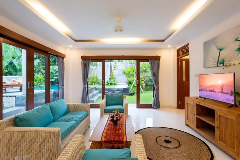 Spacious 3BR Tropical Villa Near Green School & The Flow, 3-bed villa for rent in Canggu – photo 13 of 15