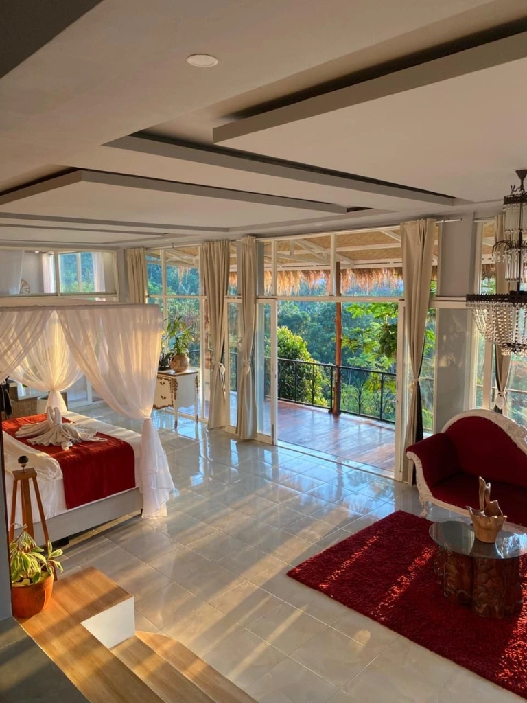 Cozy Bungalow with Ocean Views, 2-bed villa for rent in North Bali – photo 2 of 15