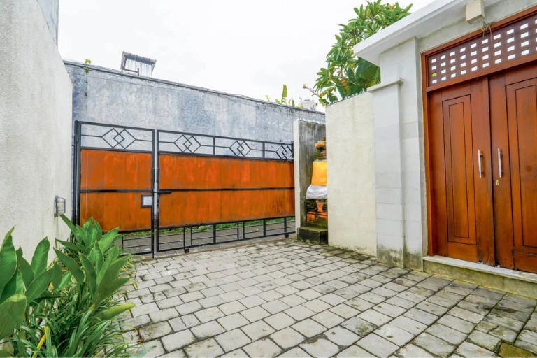 3BR Villa for Rent at Umalas, 3-bed villa for rent in Canggu – photo 2 of 15