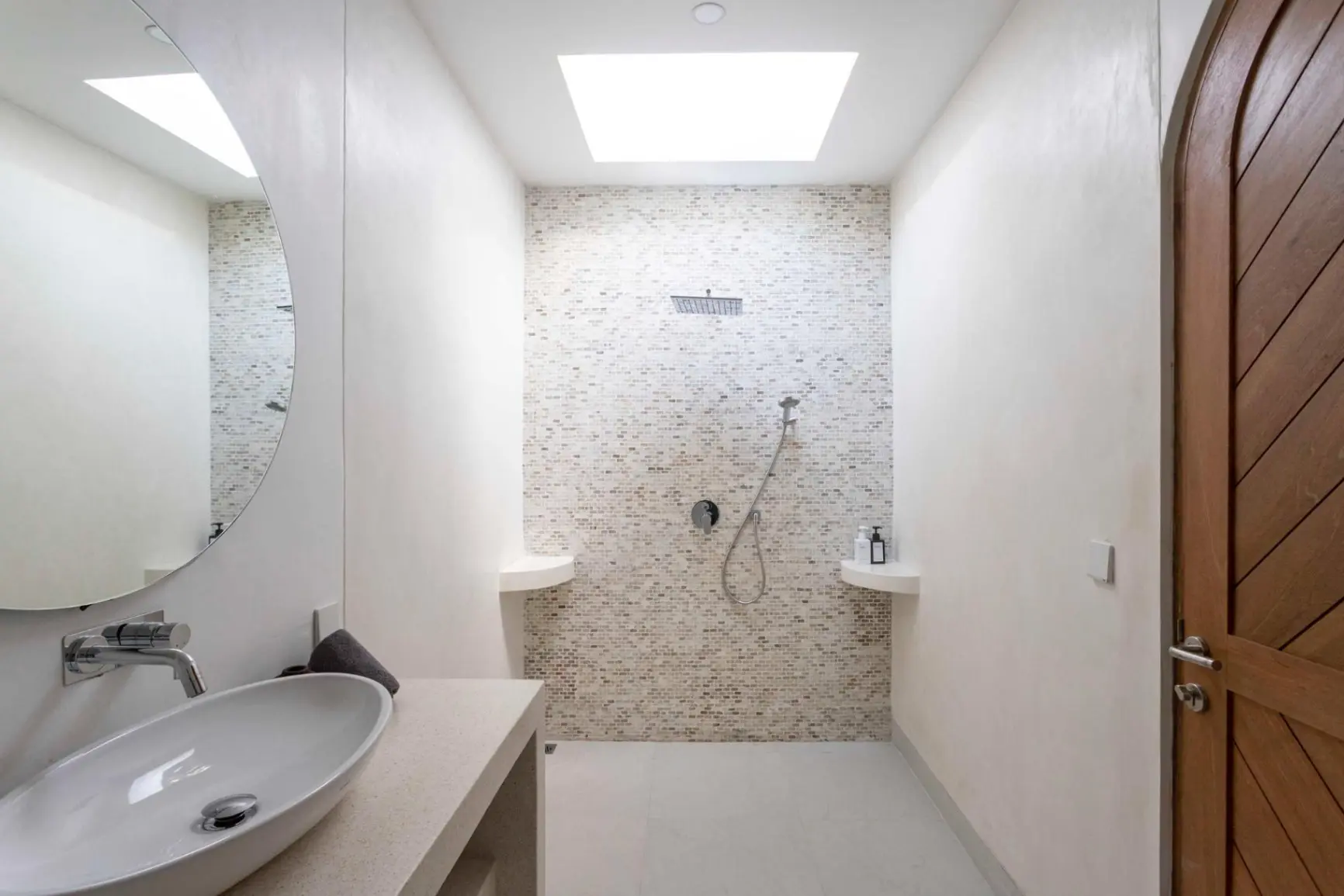Villa Barsa - Luxury 3BR Villa close to Bingin Beach, 3-bed villa for rent in Uluwatu – photo 13 of 15