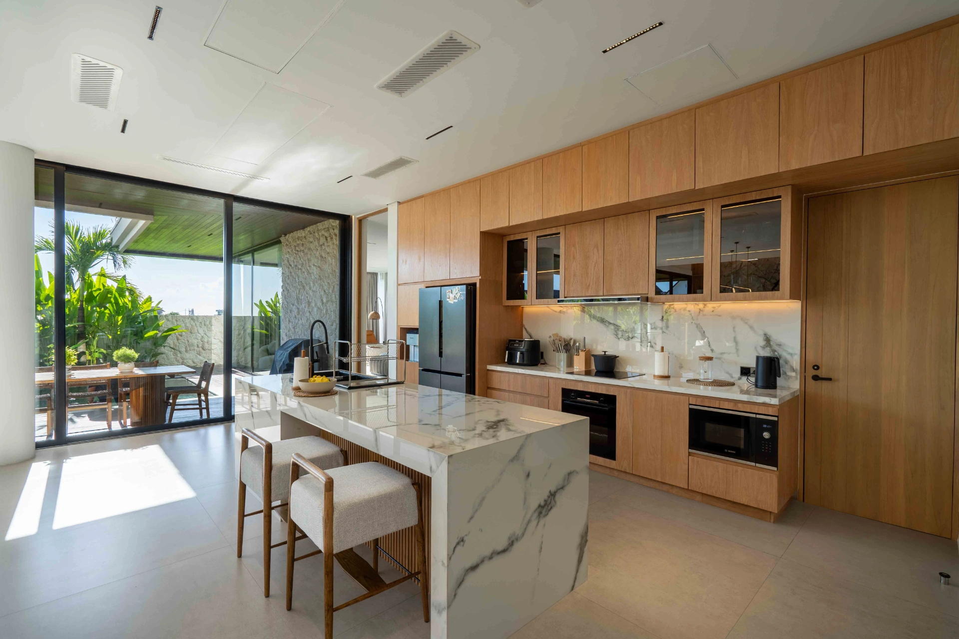 3BR Villa with Coastal Luxury Living in Cemagi, 3-bed villa for rent in Canggu – photo 7 of 15