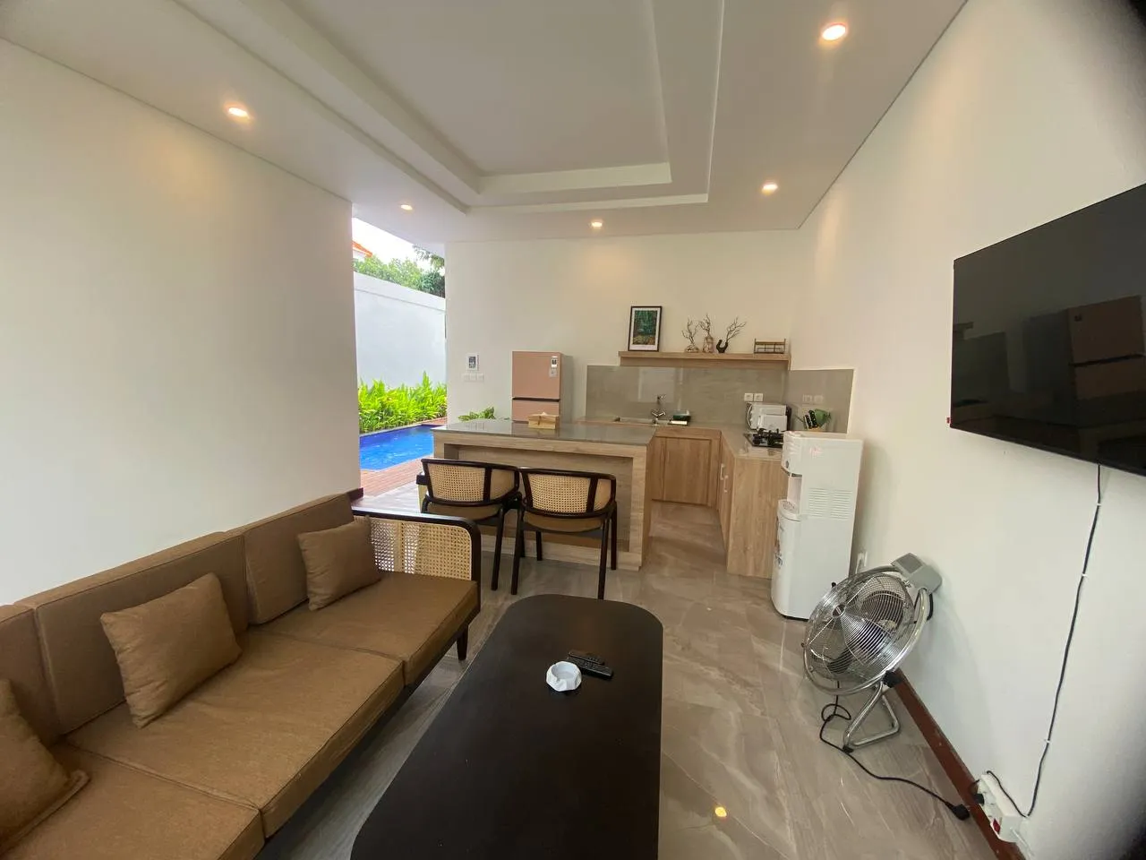 2 Bedroom Villa in Kerobokan, Idr 29 Mill/month, 2-bed villa for rent in Seminyak – photo 4 of 15