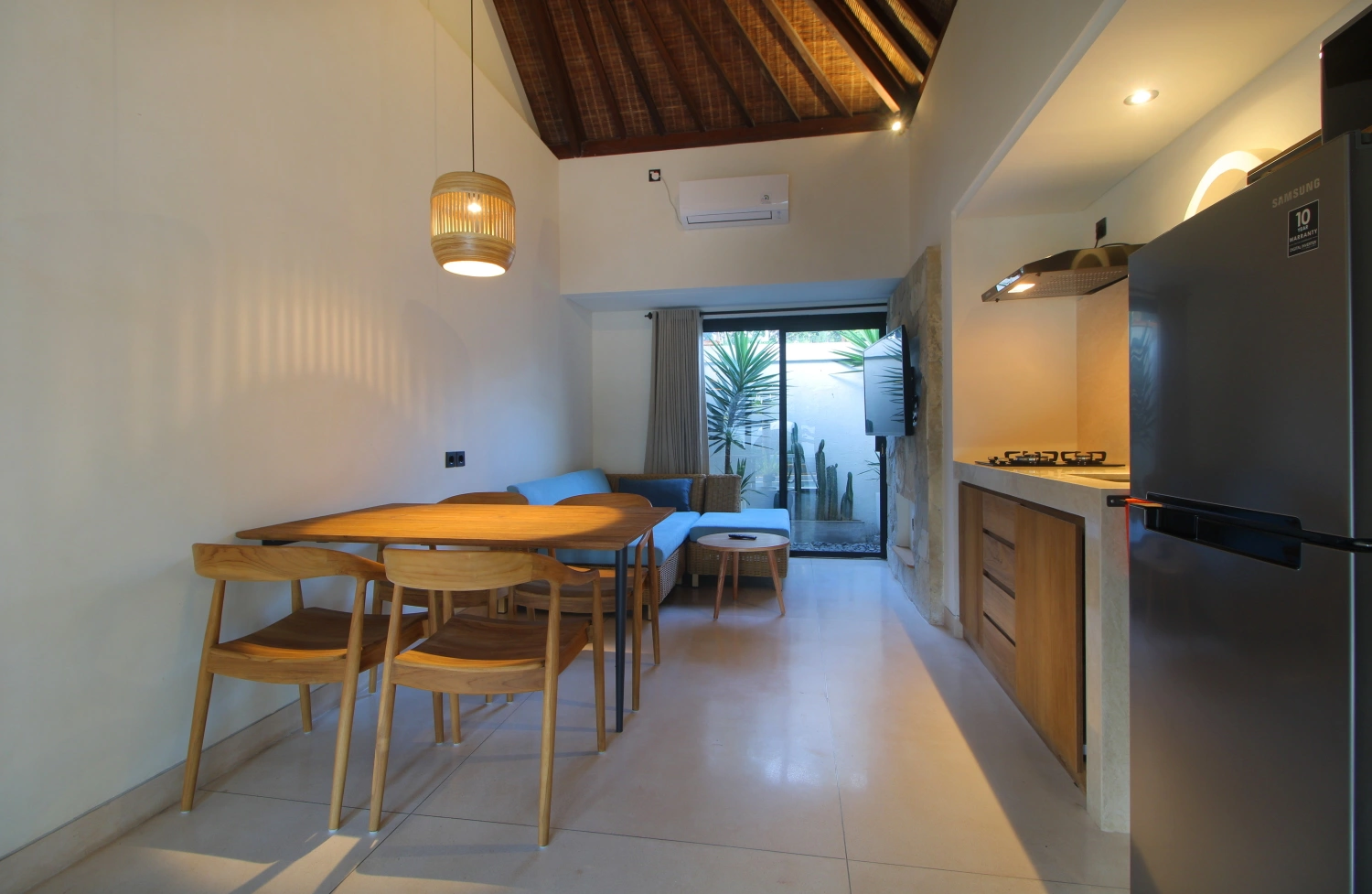 CABALI APARTMENT - UNIT 5 (Kitchen & Pool), 2-bed villa for rent in Pererenan – photo 6 of 12