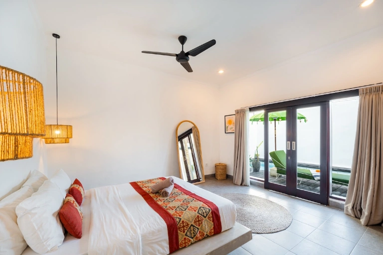 Modern 3BR Villa in Prime Canggu | Walk to Cafés & Echo Beach, 3-bed villa for rent in Canggu – photo 5 of 15