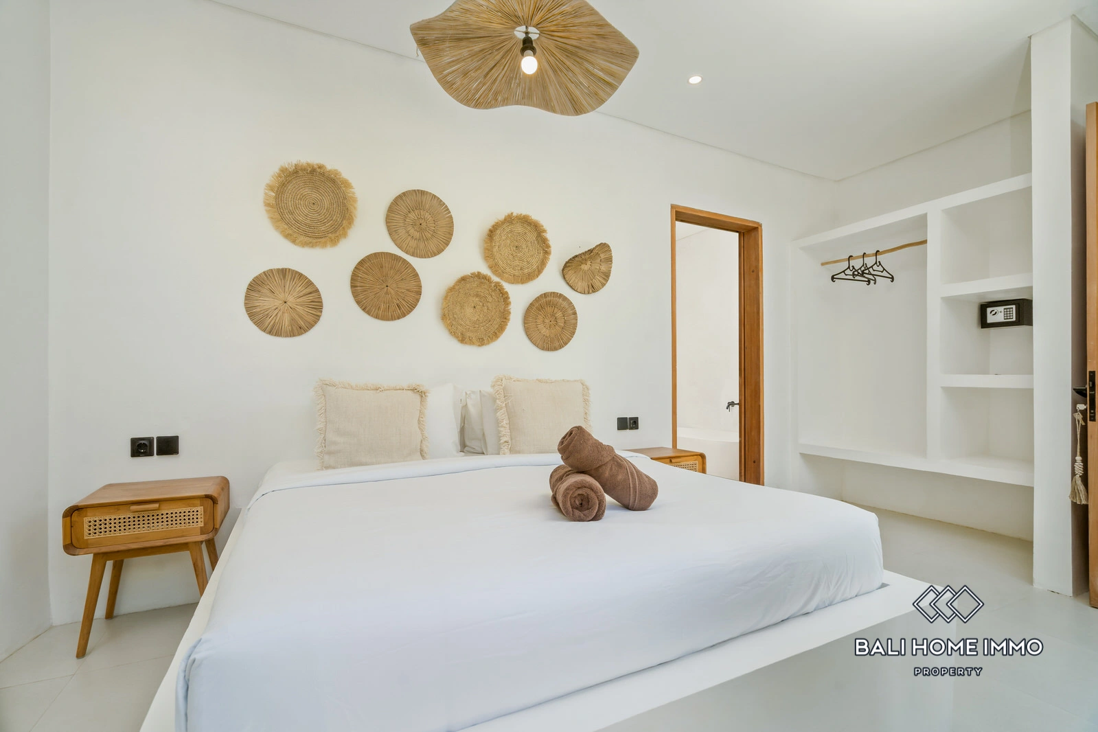 Elegant 2-bedrooms Tropical Villa for Rent & Sale in Bingin, 2-bed villa for rent in Uluwatu – photo 13 of 15