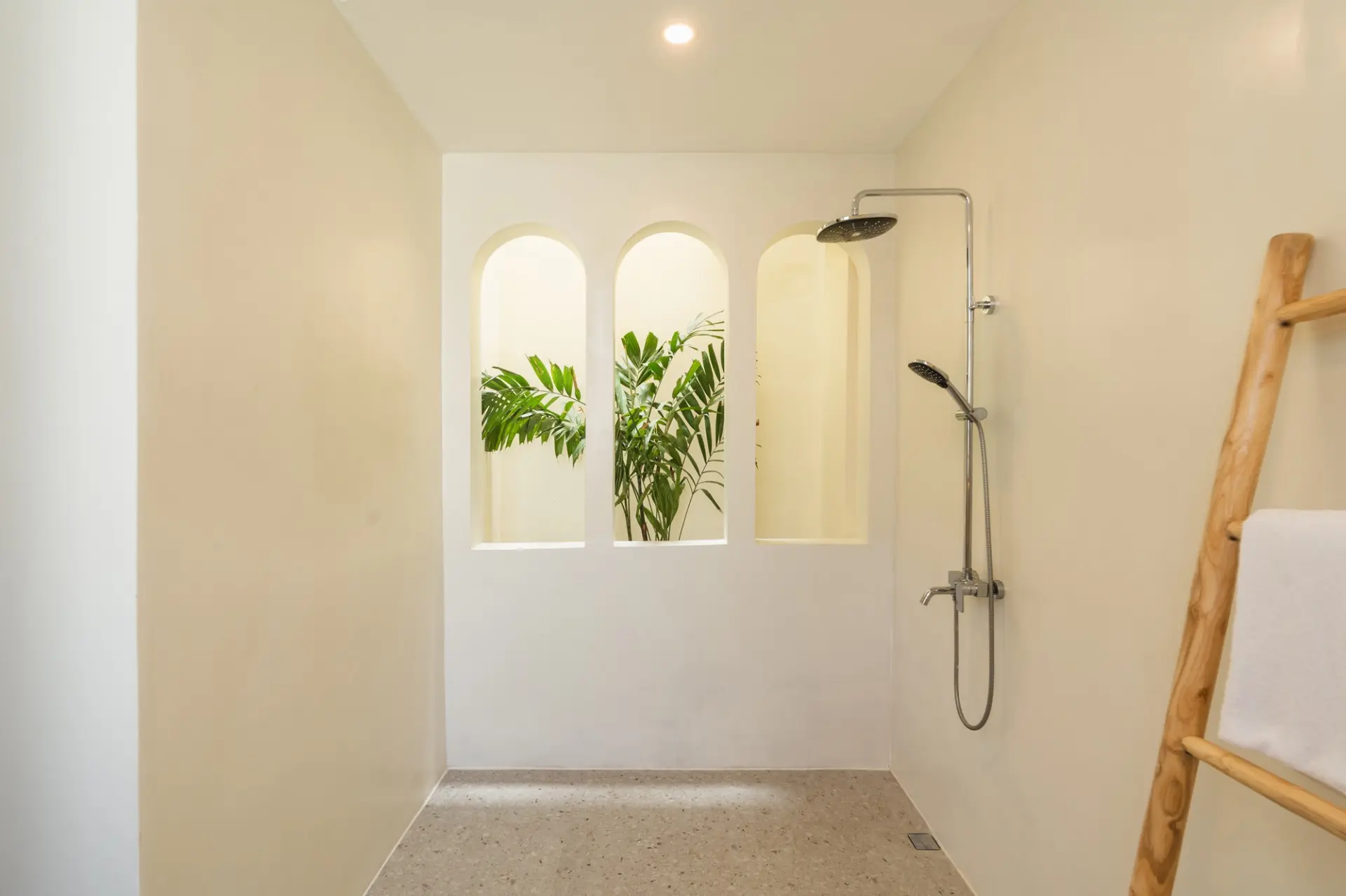 Copper Estate 2 - Tropical 2BDR in the heart of Canggu, 2-bed villa for rent in Canggu – photo 7 of 15