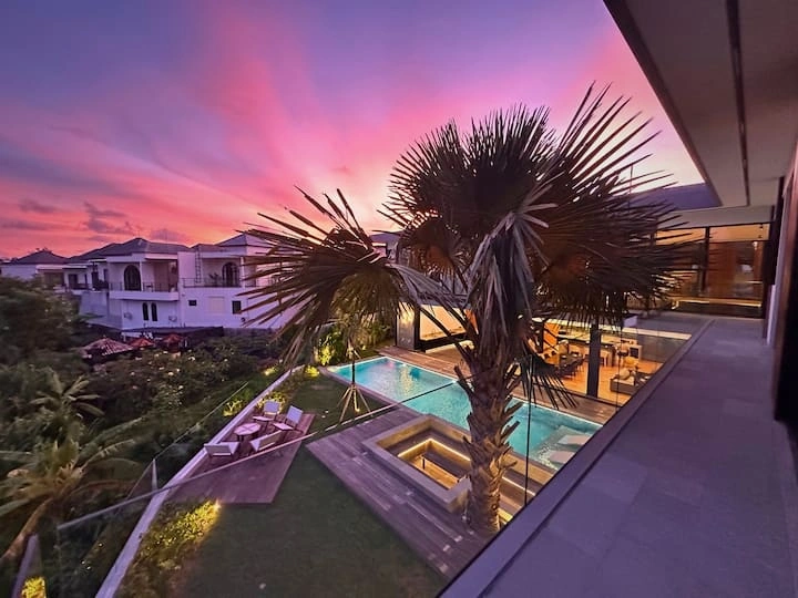 Villa For Rent 7 Bed In Canggu,Badung Bali, 7-bed villa for rent in Canggu – photo 13 of 15