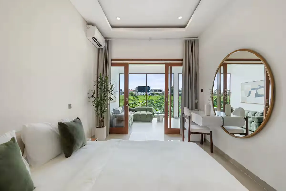 3 Modern Villa Fully Furnished in Berawa, 3-bed villa for rent in Canggu – photo 7 of 15