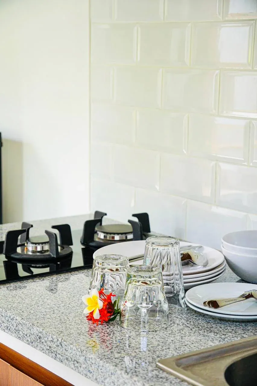 Cozy Modern Styled 1 Bedroom Villa Nestled in Berawa, 1-bed villa for rent in Canggu – photo 6 of 11