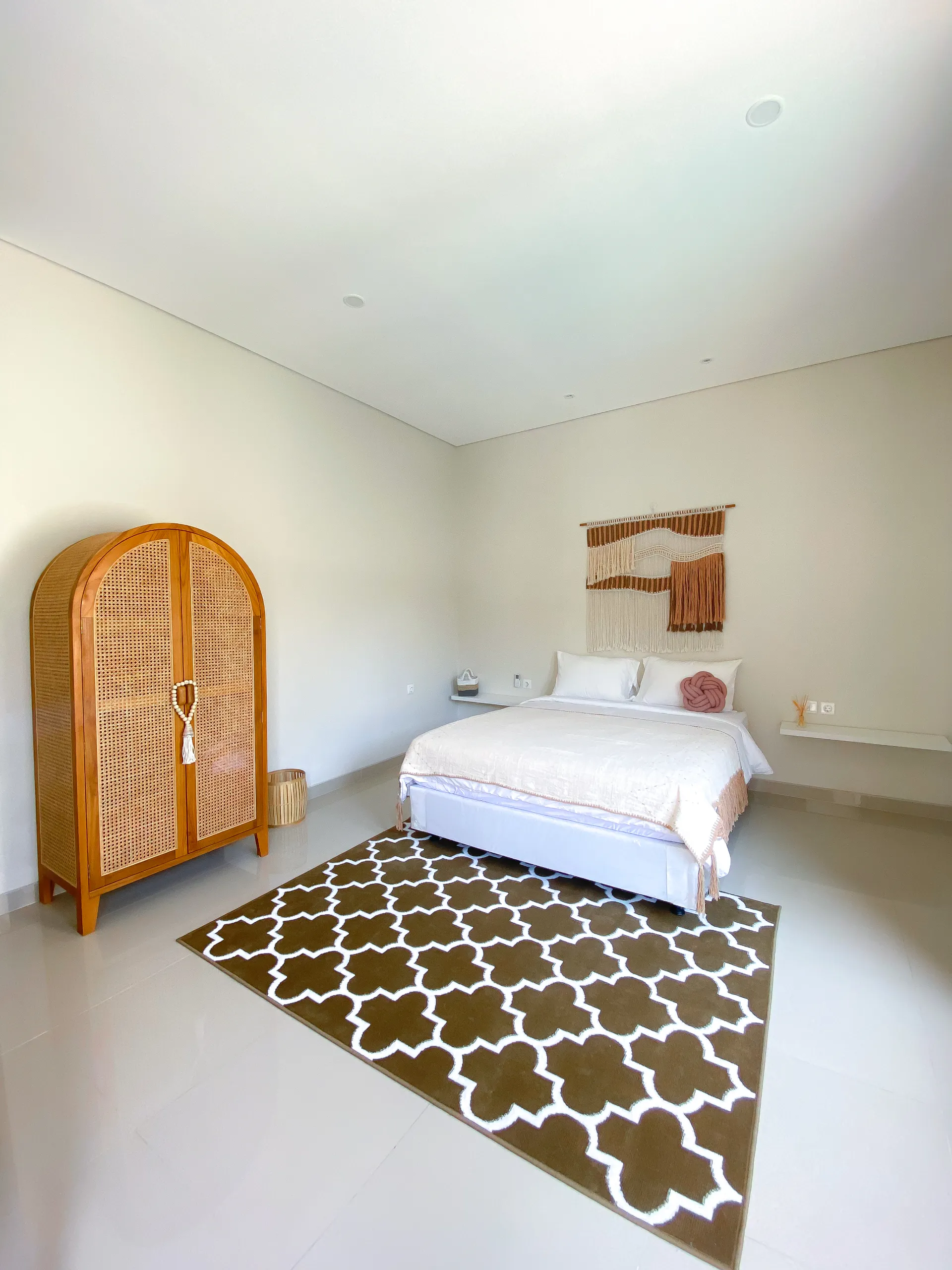 2BR Villa Ann Modern–tropical, 2-bed villa for rent in Seminyak – photo 3 of 15