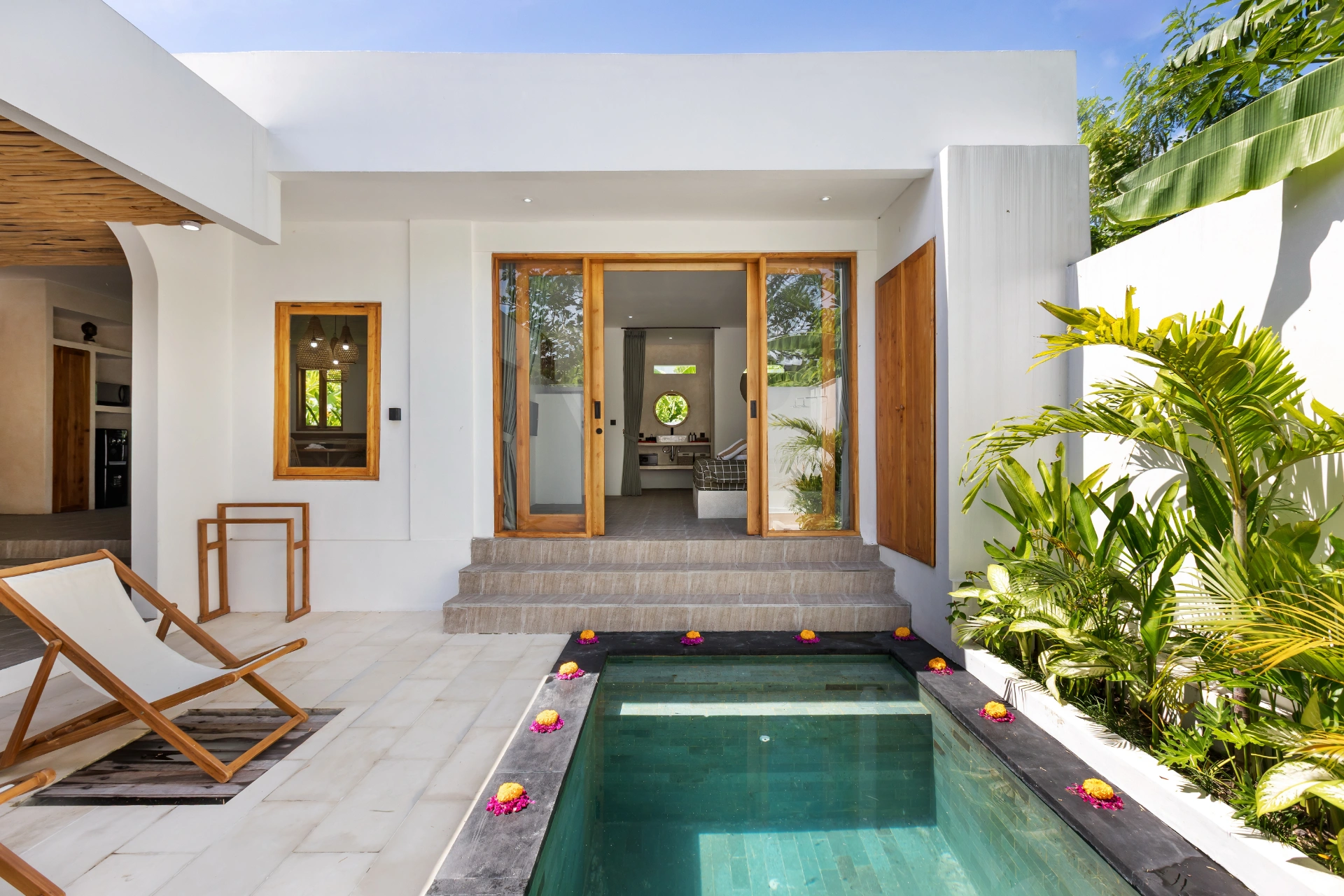 Villa Jade - 1BR Villa l Private Swimming Pool & Sunken Lounge, 1-bed villa for rent in Canggu – photo 6 of 15