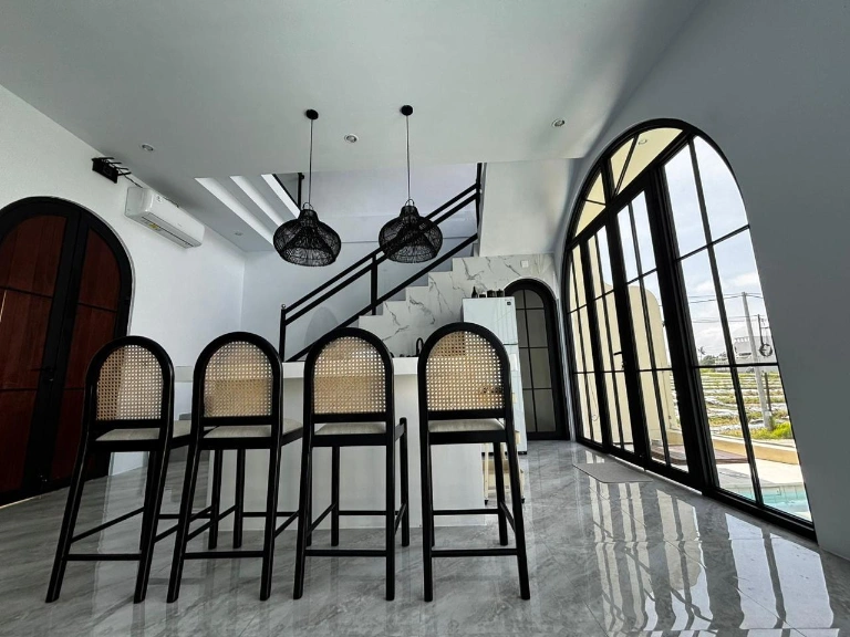 Brand New 3 Bedroom Rice Field View Villa, 3-bed villa for rent in Seseh – photo 12 of 15