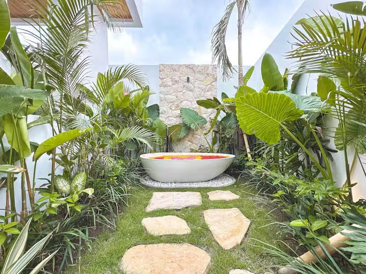 2-Bedroom Private Villa in Tumbak Bayuh, 2-bed villa for rent in Pererenan – photo 8 of 15