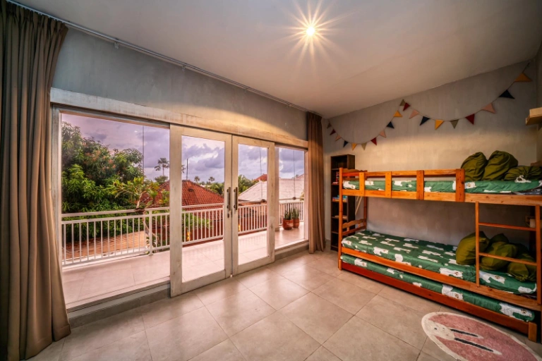 Yearly Rent - Umalas Bumbak - Cozy Family 3BR Villa - Available Now, 3-bed villa for rent in Canggu – photo 4 of 13