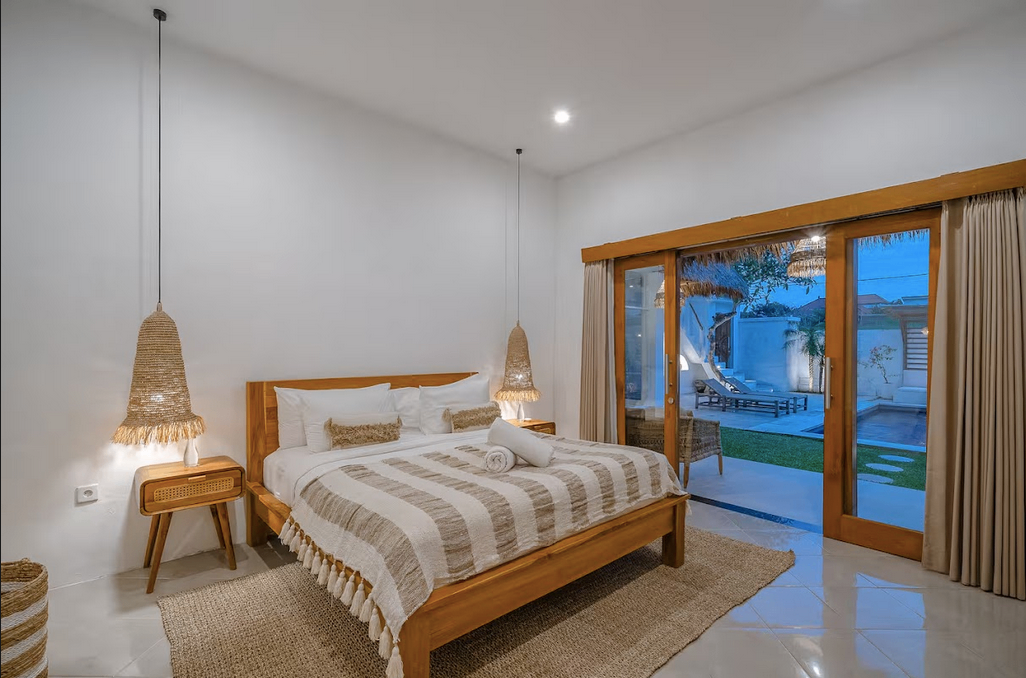 3 Bedrooms Villa 5 Minutes to Echo Beach, 3-bed villa for rent in Canggu – photo 12 of 14