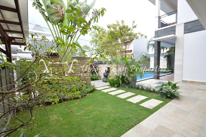 3BR Villa for Rent at Berawa, Bali I, 3-bed villa for rent in Canggu – photo 2 of 15