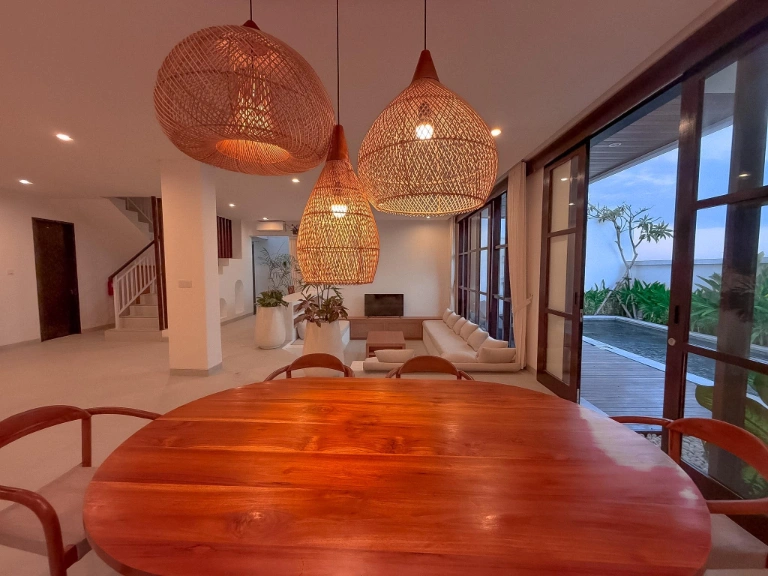 Modern 3 Bedroom Villa for Rent in Seseh, Bali, 3-bed villa for rent in Seseh – photo 11 of 15