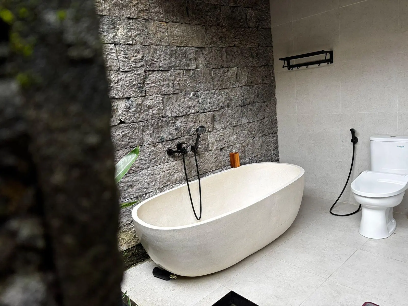 Near Ubud - New 1 Bedroom Villa with private pool, 1-bed villa for rent in Ubud – photo 14 of 15