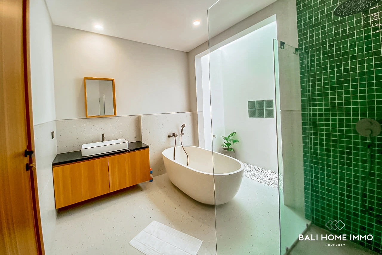 Brand New 3 Bedrooms Modern Villa for Rent & Sale in Nusa Dua, 3-bed villa for rent in Uluwatu – photo 12 of 14