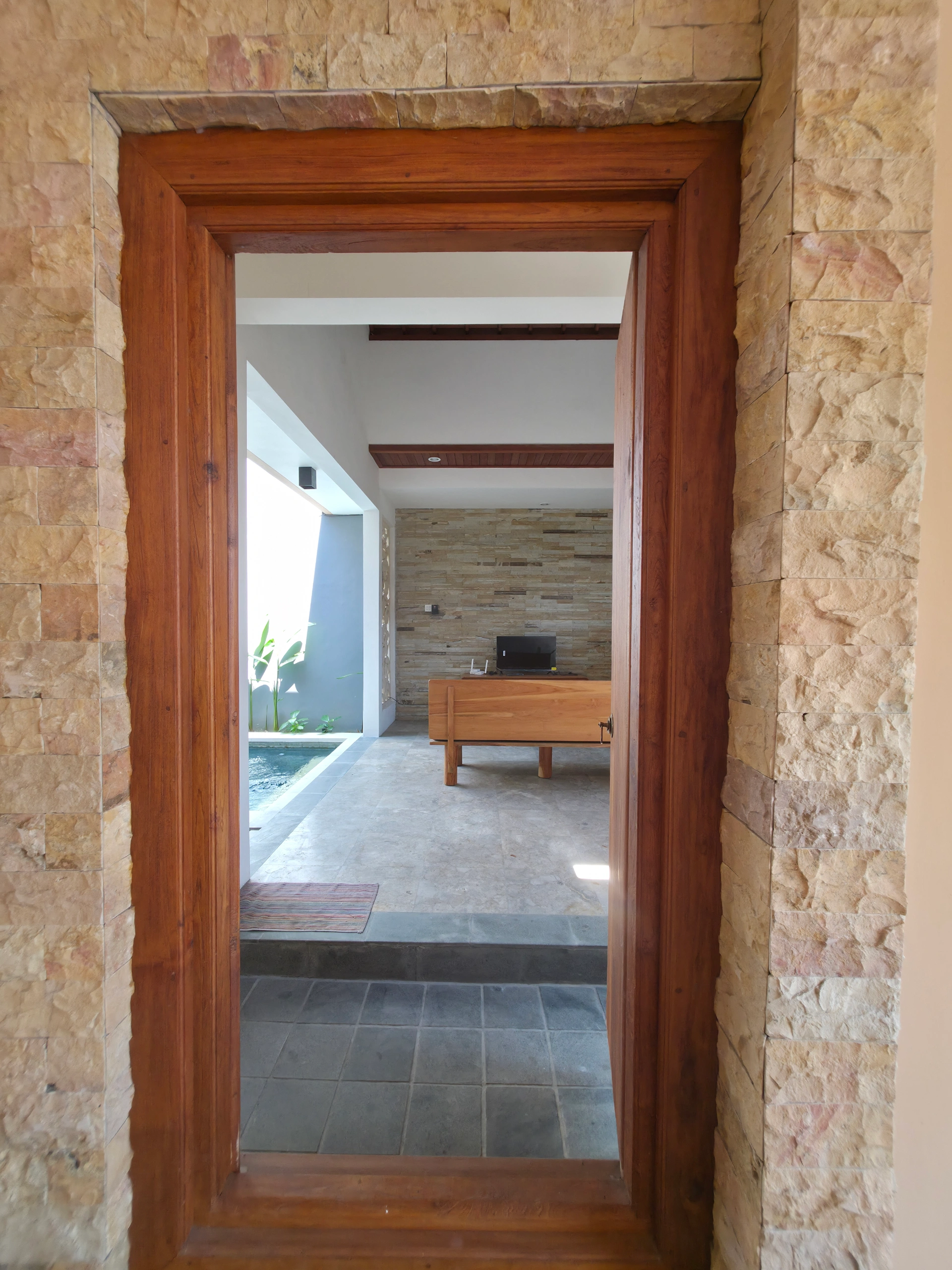 Modern Tropical Villa The Eighteenth in Sanur Renon Tukad balian Bali Pool 2BR, 2-bed villa for rent in Sanur – photo 3 of 15