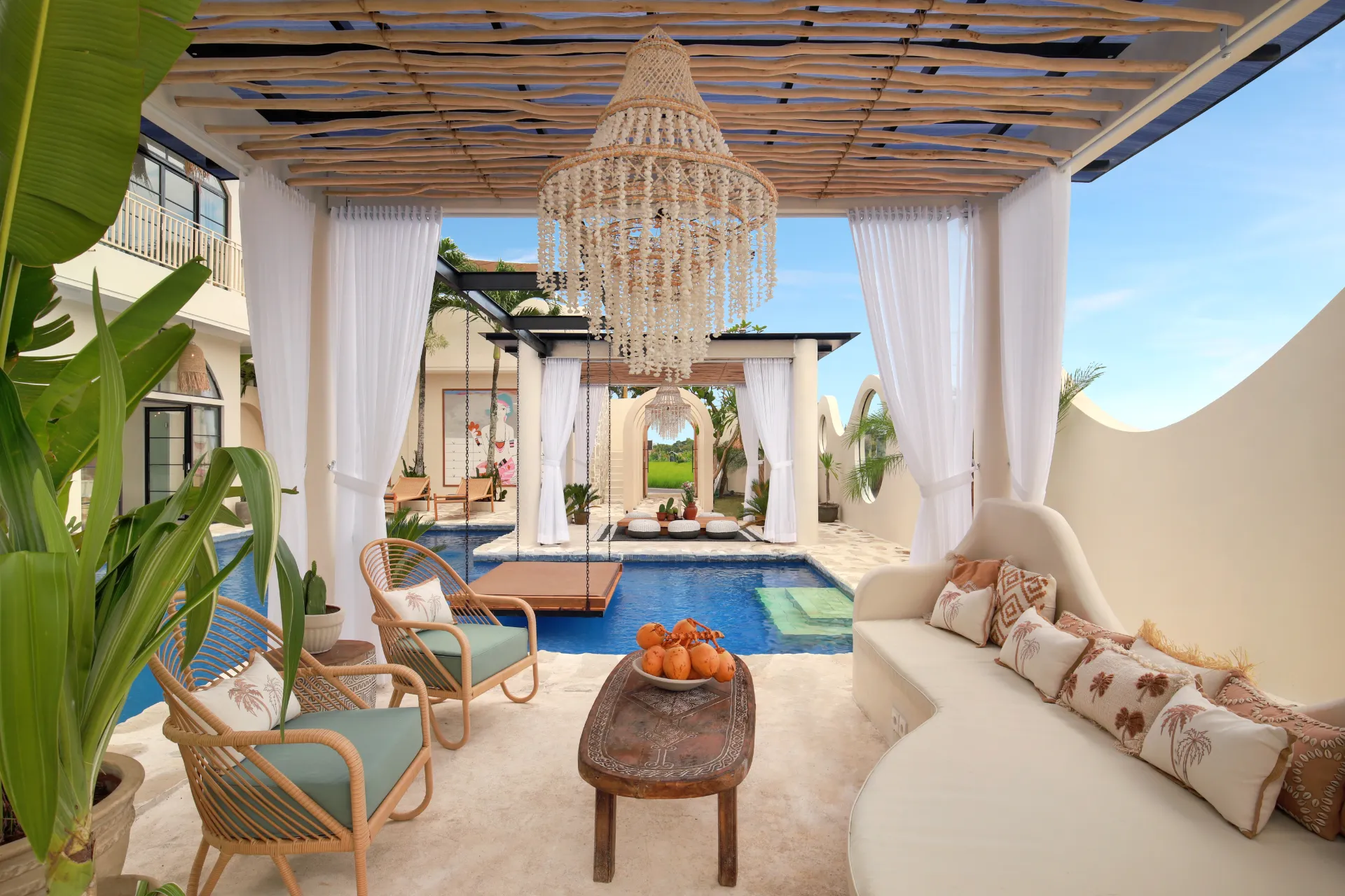 5 Bedroom Canggu Villa w/ private chef - sleeps 16. Experience Ultimate Luxury, 5-bed villa for rent in Canggu – photo 2 of 15