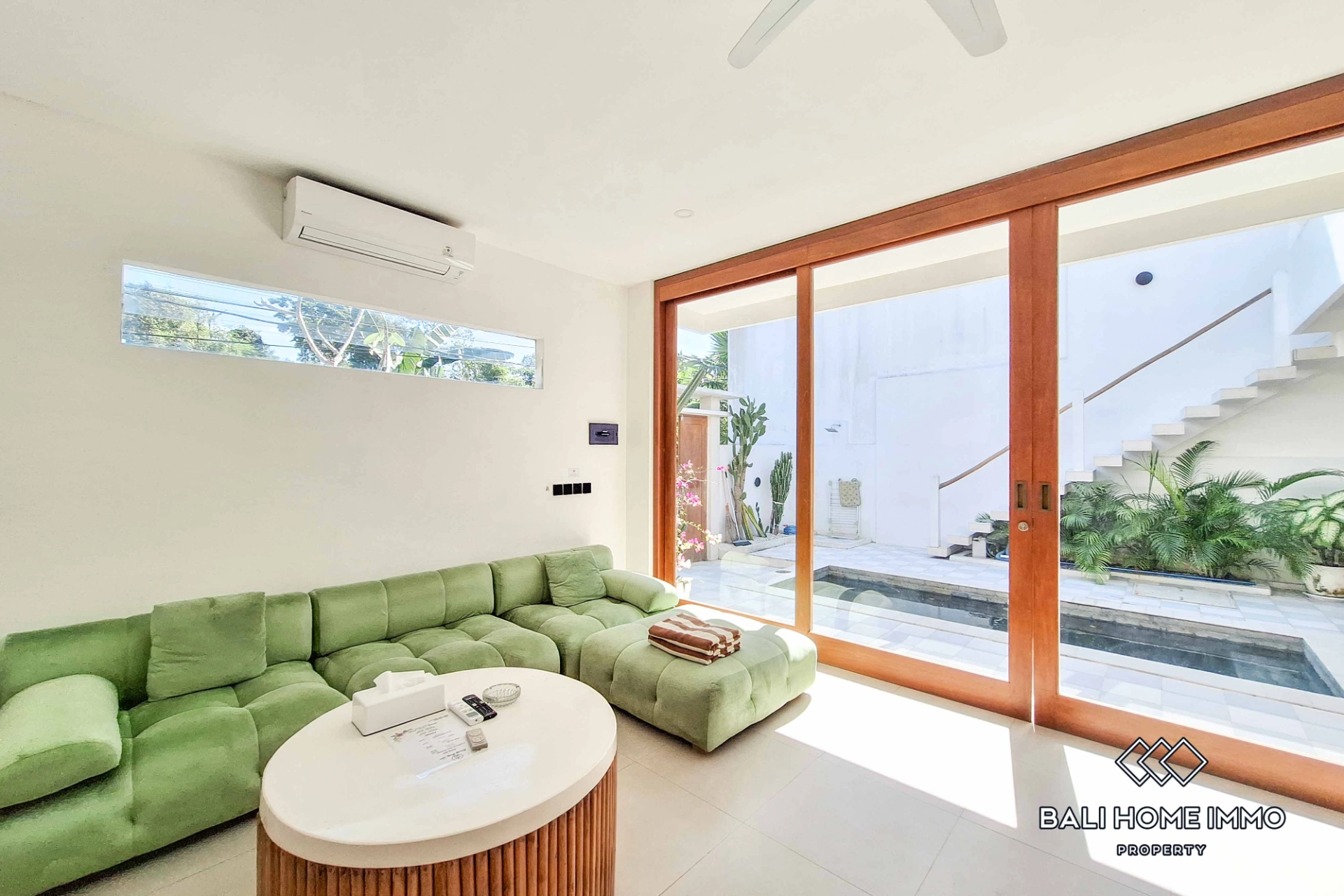 1 Bedroom Villa with Rooftop in Tumbak Bayuh Bali, 1-bed villa for rent in Pererenan – photo 7 of 11