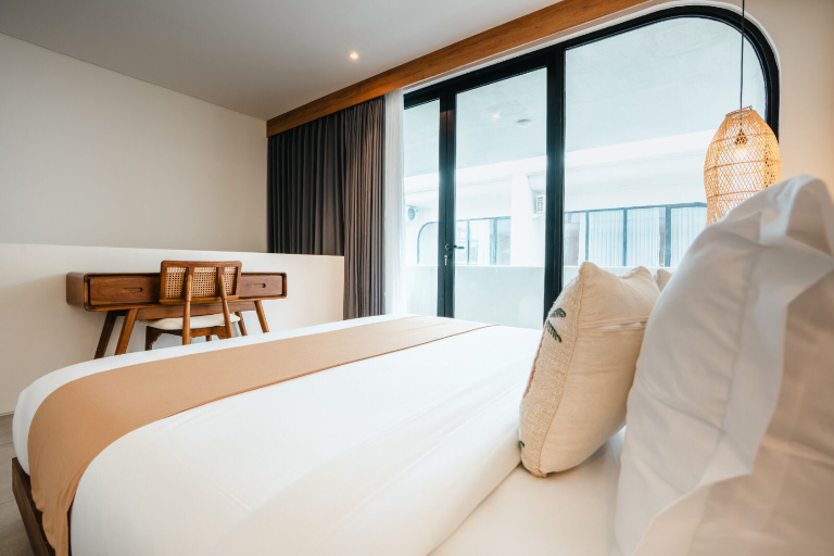Live in the Heart of Canggu — Modern 1BR Loft Villa in Pererenan, 1-bed villa for rent in Pererenan – photo 5 of 15