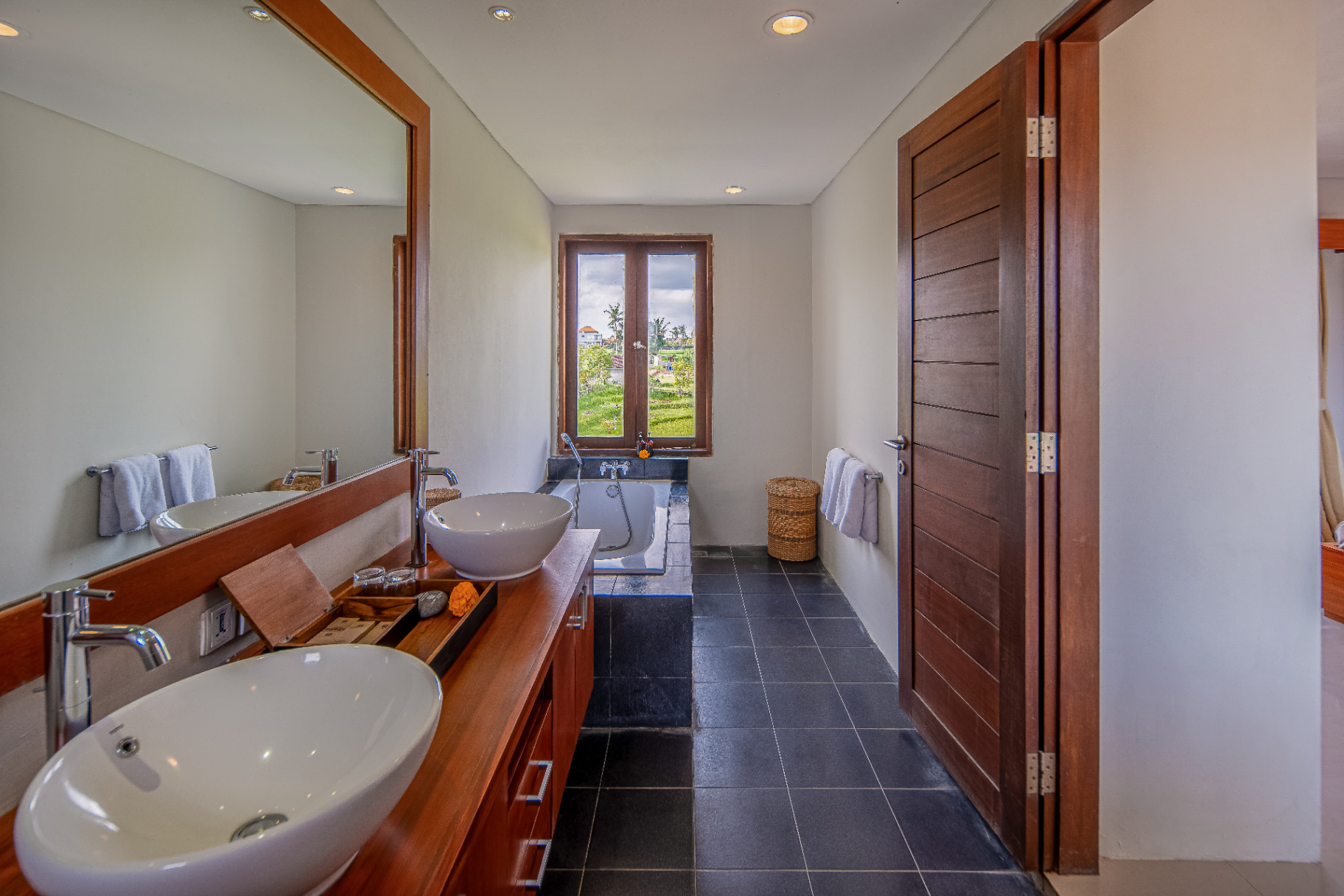 2 Bedroom Villa Fully Furnished Close to Nyanyi Beach, 2-bed villa for rent in Tabanan – photo 7 of 15