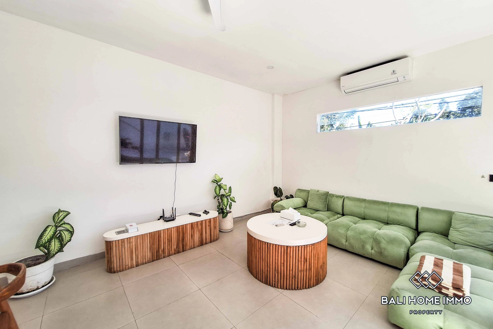 1 Bedroom Villa with Rooftop in Tumbak Bayuh Bali, 1-bed villa for rent in Pererenan – photo 6 of 11