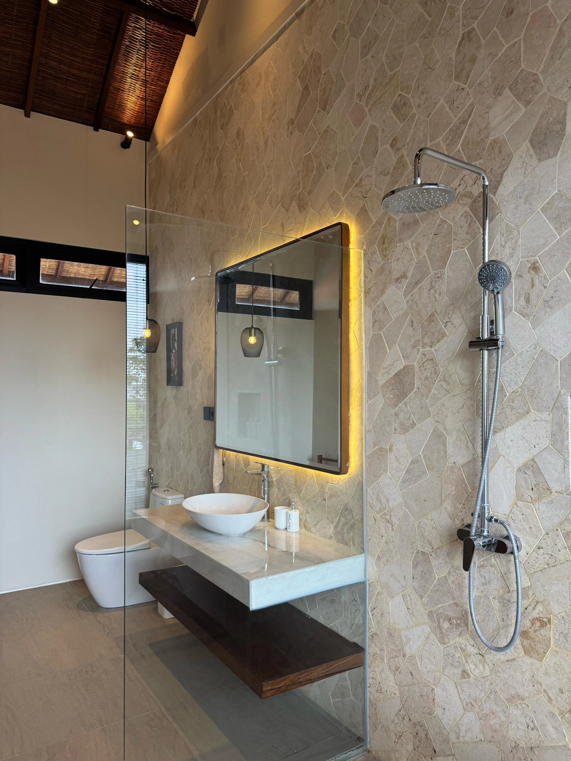 Modern Villa in Jalan Pantai Batu Bolong CANGGU, 3-bed villa for rent in Canggu – photo 4 of 15