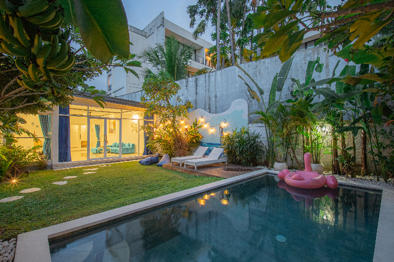 2BR Villa with big garden at seminyak, 2-bed villa for rent in Seminyak – photo 9 of 10