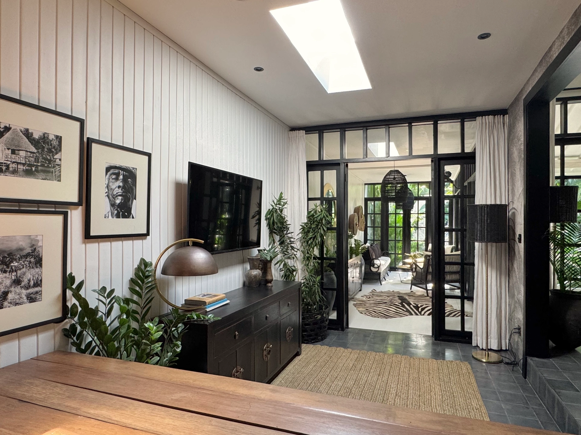 Villa Suwa - Spacious 4BR Villa with Lush Tropical Garden in Prime Location, 4-bed villa for rent in Canggu – photo 11 of 15
