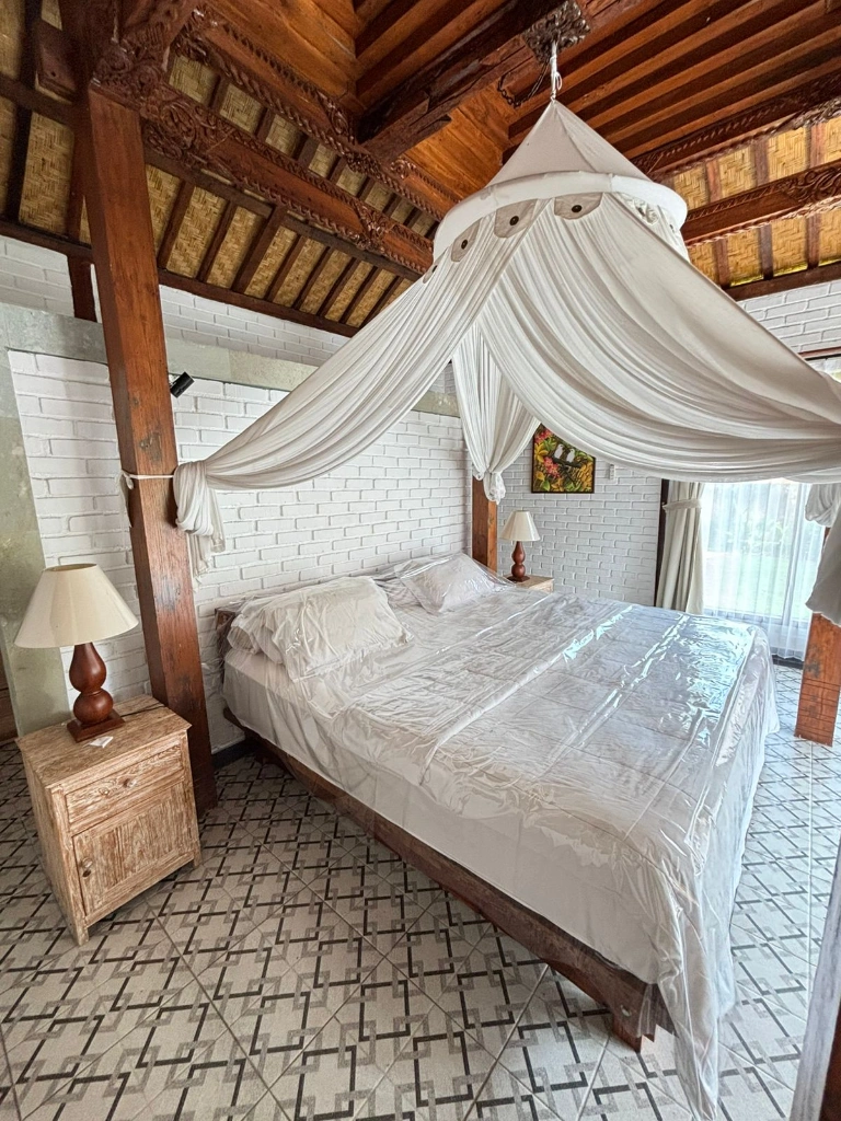 2 Bedroom Villa with Garden Pet Friendly in Canggu, Padonan, 2-bed villa for rent in Canggu – photo 2 of 11