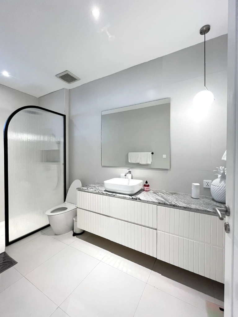 Modern 1 Bedroom Apartment in Prime Berawa, 1-bed villa for rent in Canggu – photo 7 of 15