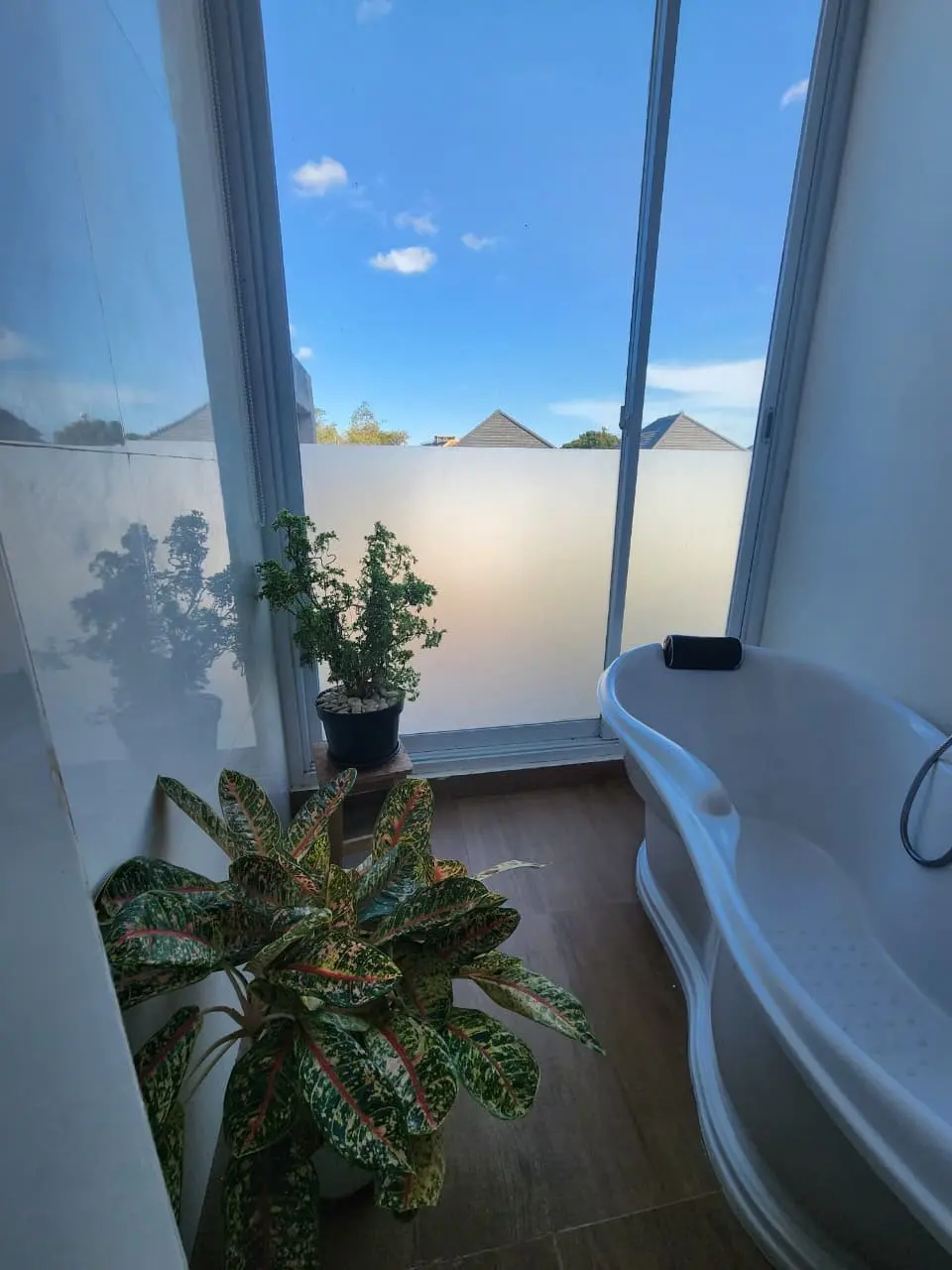 NEWLY RENOVATED - 2 Bedroom Modern Pool Villa in CANGGU, 2-bed villa for rent in Canggu – photo 12 of 15