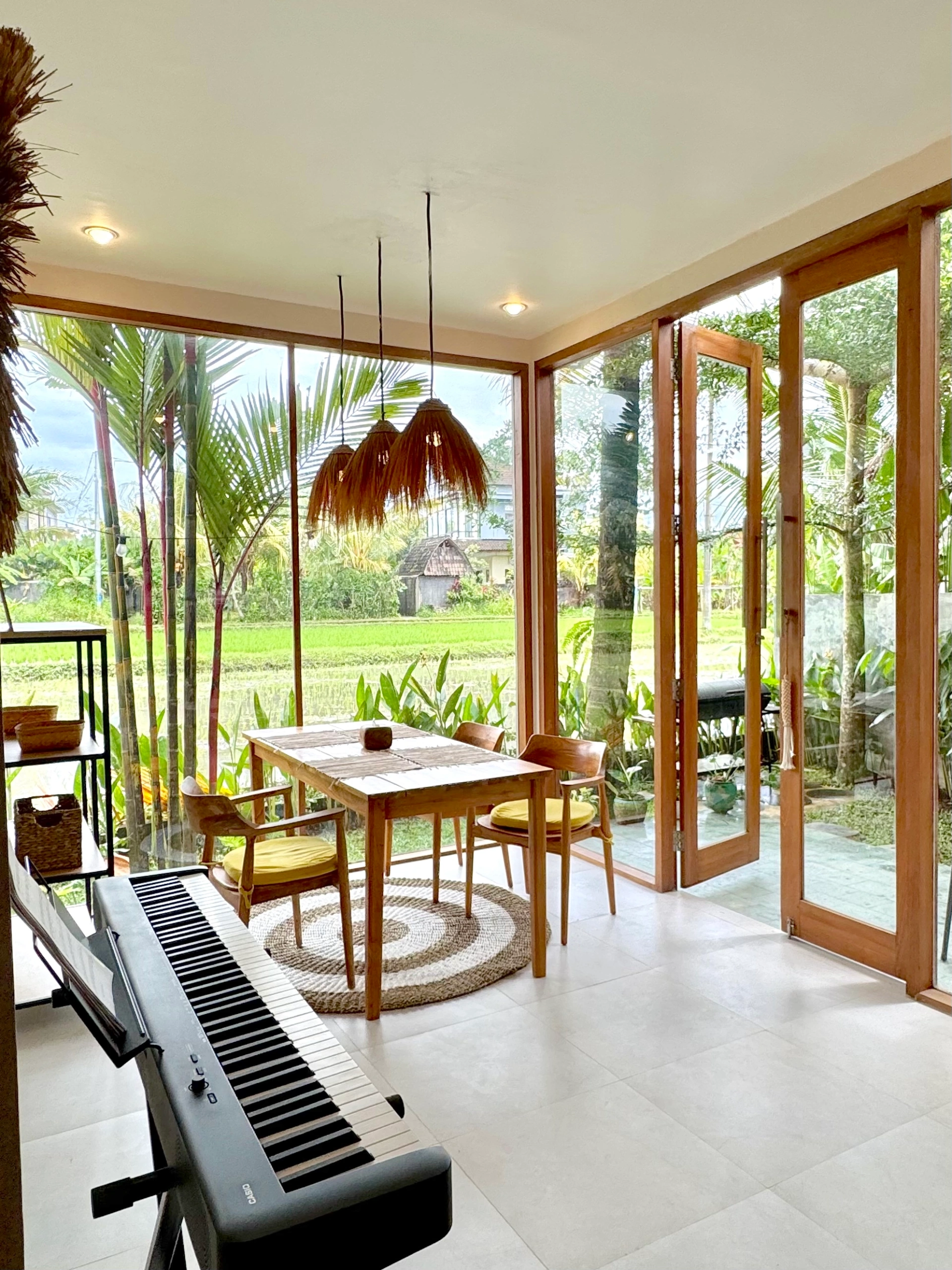 Tropical 2BR Villa w/ Rice Field View and Garden Space, 2-bed villa for rent in Ubud – photo 8 of 10