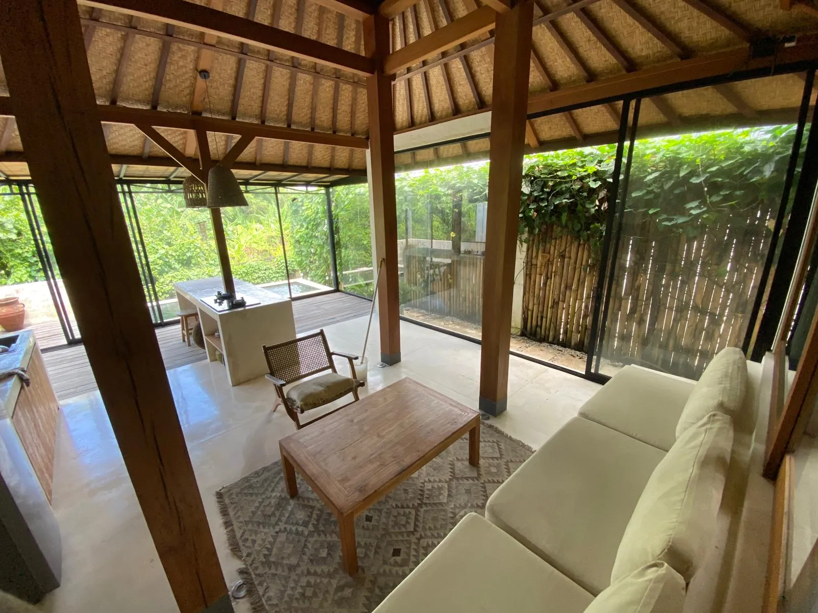Villa Pito - 1-Bedroom Studios with Private Pool in Jalan Pantai Pererenan, 1-bed villa for rent in Pererenan – photo 2 of 15