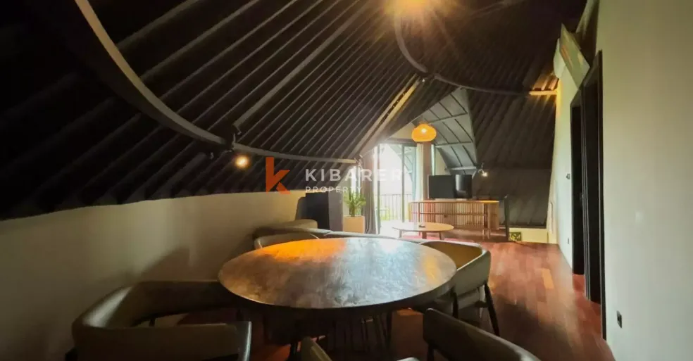 Tropical 4BR Villa with Expansive Garden & Pool in Sought-After Umalas, 4-bed villa for rent in Seminyak – photo 3 of 15