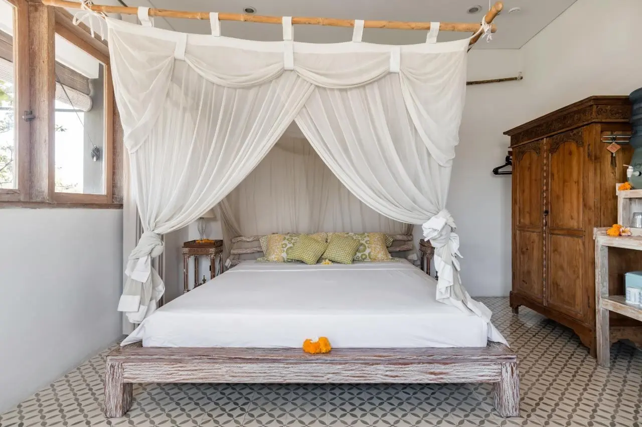 Modern 3BR Villa w/ Rooftop Patio and Home Office, 3-bed villa for rent in Canggu – photo 4 of 10