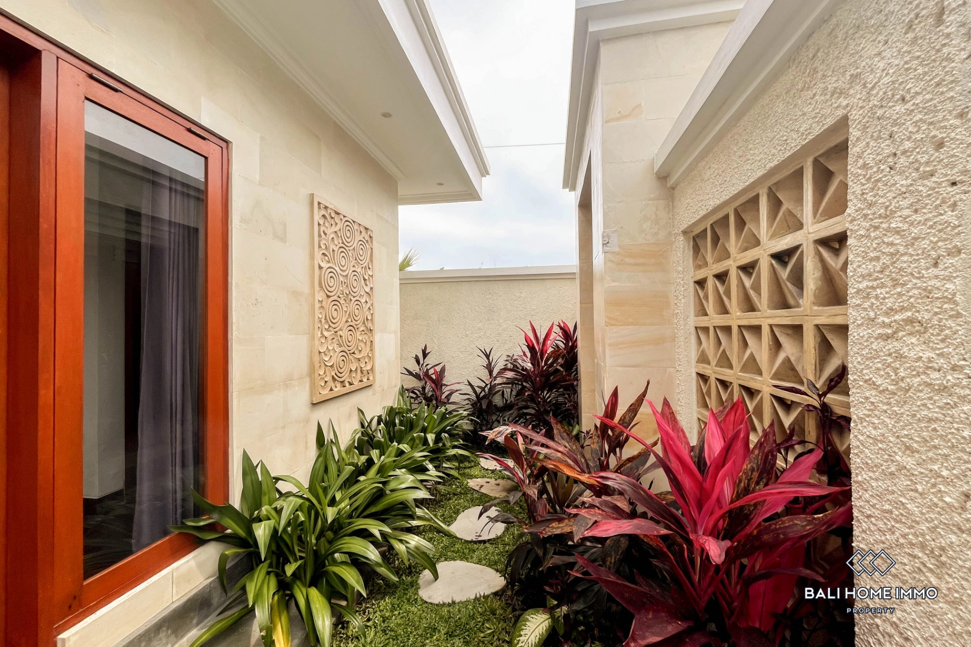 Brand New 2 Bedrooms Villa for Monthly-yearly Rental in Jimbaran, 2-bed villa for rent in Uluwatu – photo 4 of 14